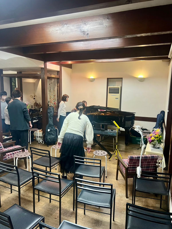 2025年ピアノ発表会の準備の様子