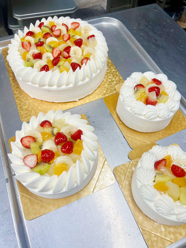 生クリームデコレーション（冬の苺入りver）