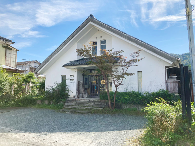 フランボワーズ店舗外観正面